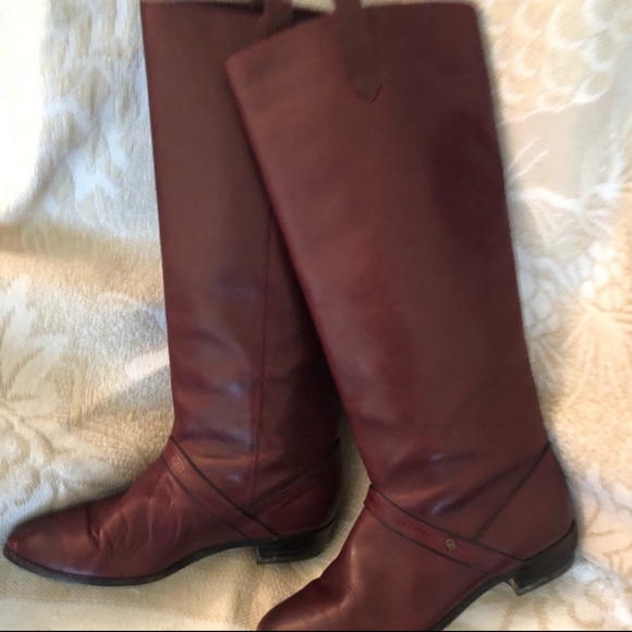 Etienne Aigner Shoes - Leather Boots by Etienne Aigner